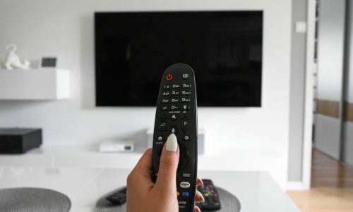 alehandra13-tv-set-4308537